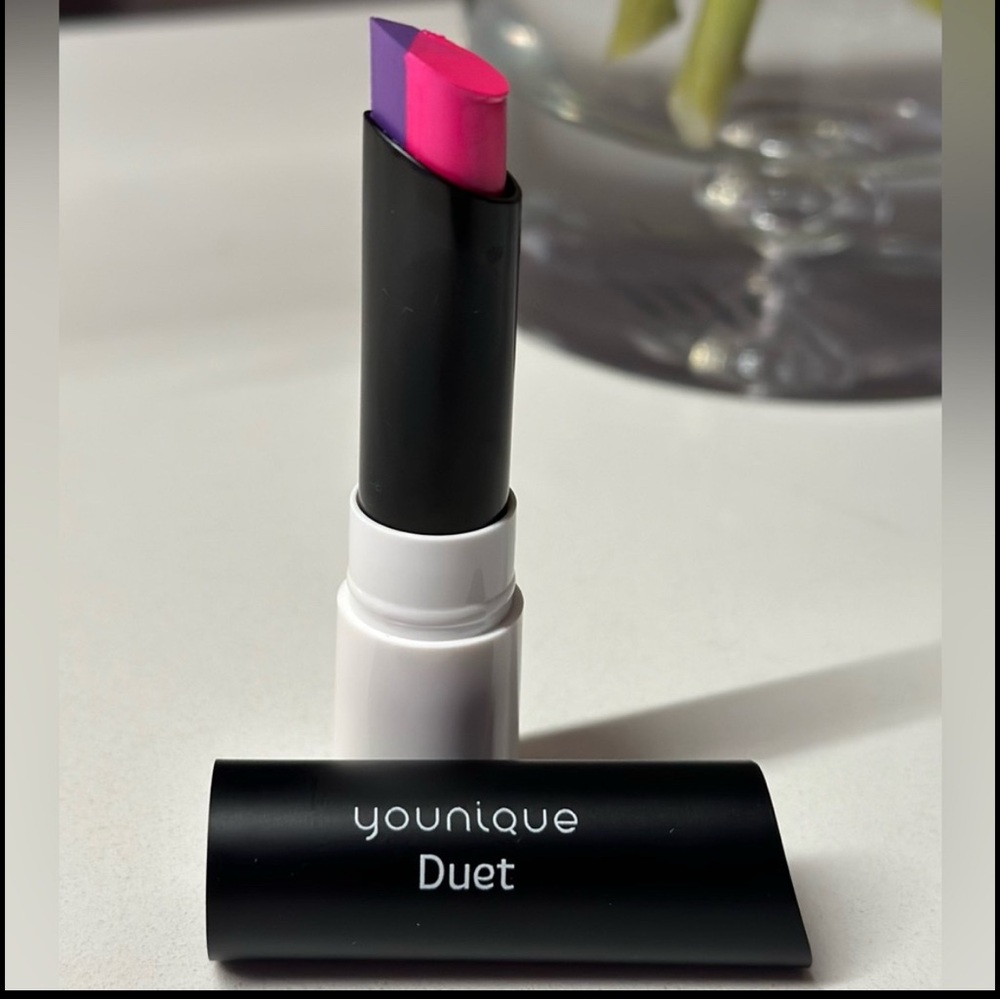 Younique Duet Lipstick in Fuchsia and Violet